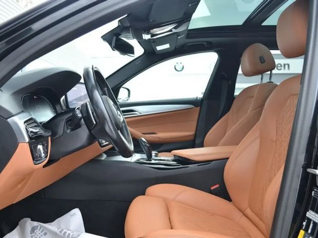BMW 530 530e Touring