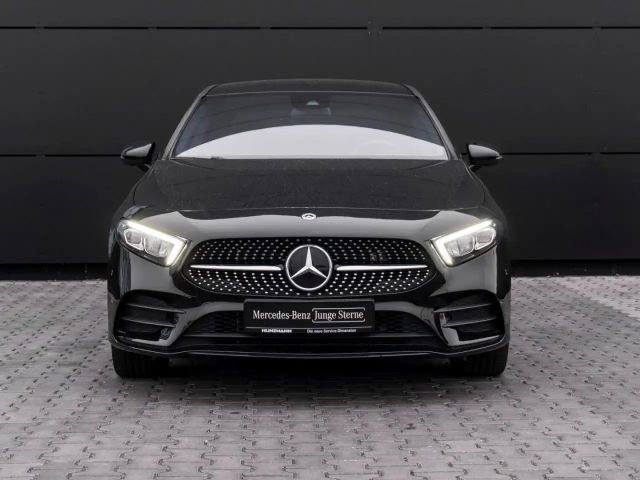 Mercedes-Benz A 250 A 250 e AMG Line