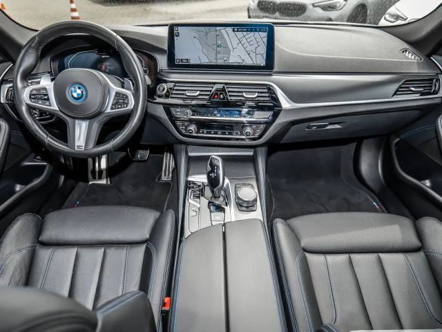 BMW 530 530e M-Sport Sedan xDrive