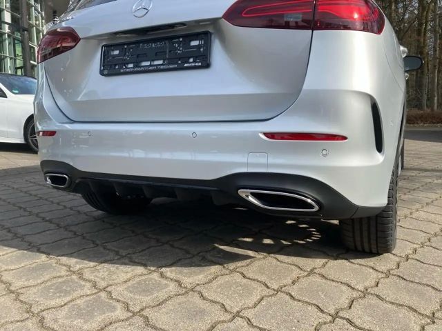 Mercedes-Benz B 250 AMG Line B 250 e