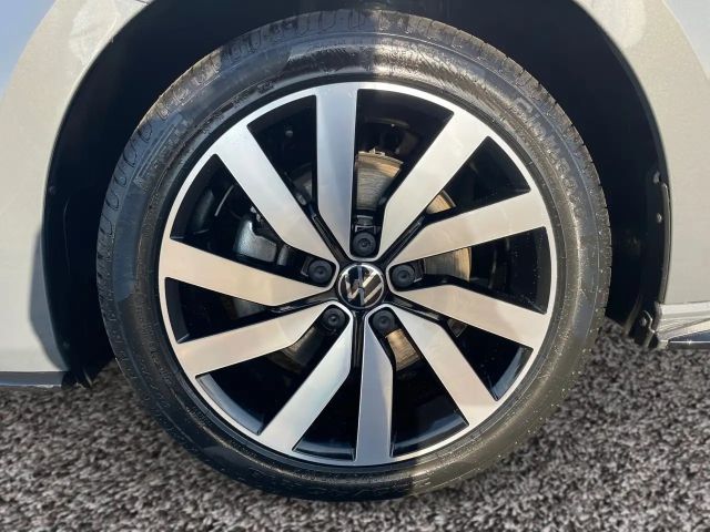 Volkswagen Touran DSG Highline R-Line