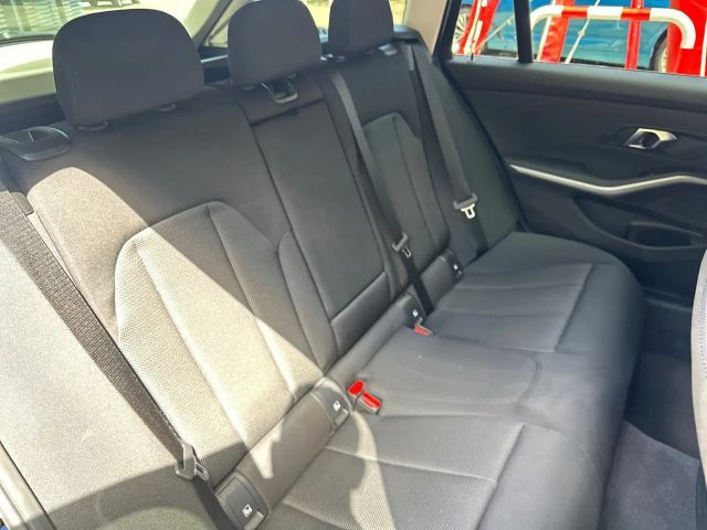 BMW 318 318i Touring