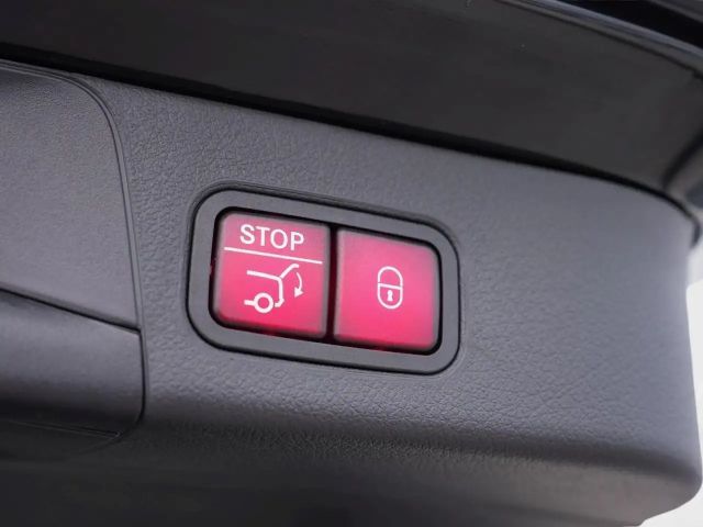 Mercedes-Benz B 180 AMG Line Sedan