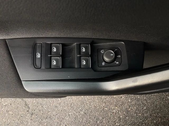 Volkswagen Taigo 1.5 TSI DSG R-Line