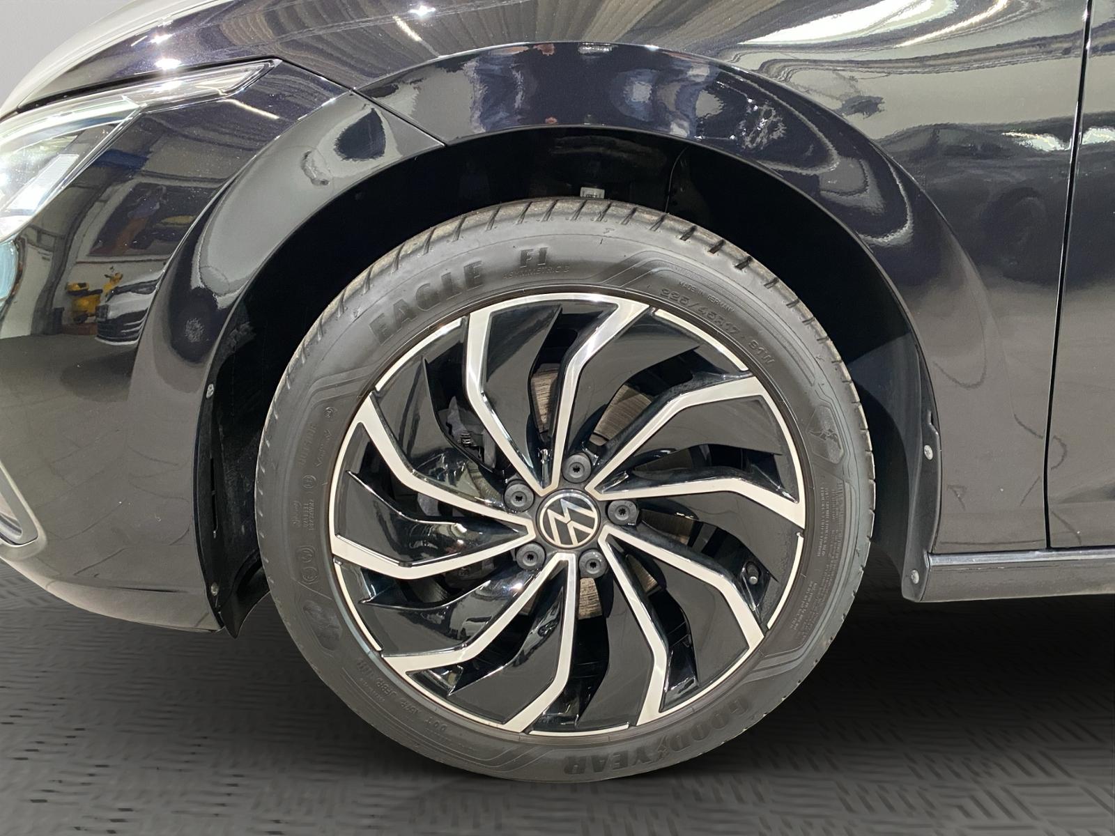 Volkswagen Golf 1.5 TSI Golf VIII Life