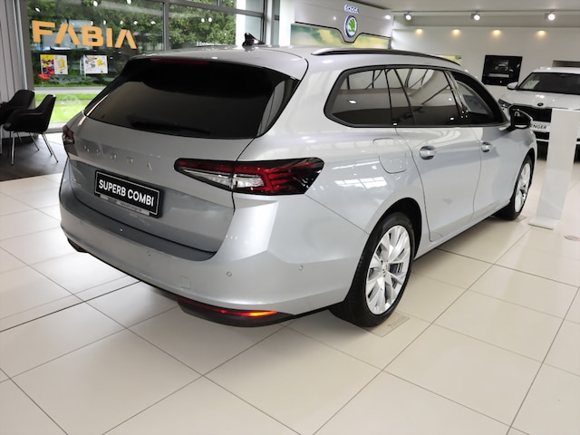 Skoda Superb 2.0 TDI Combi Selection