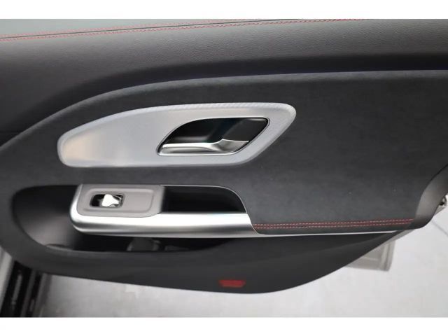 Mercedes-Benz CLA 350 4MATIC AMG Line