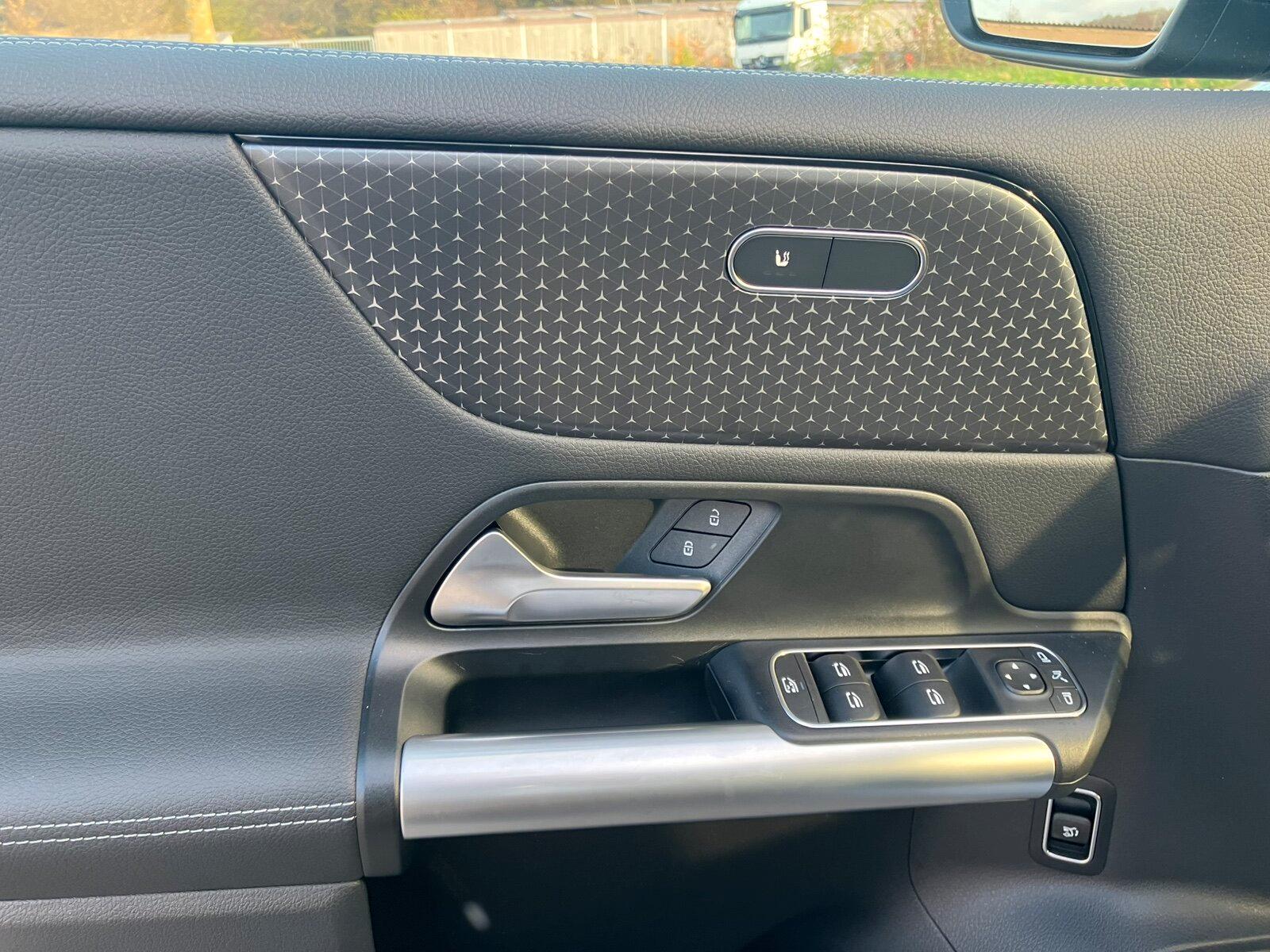 Mercedes-Benz B 180 Progressive Sedan