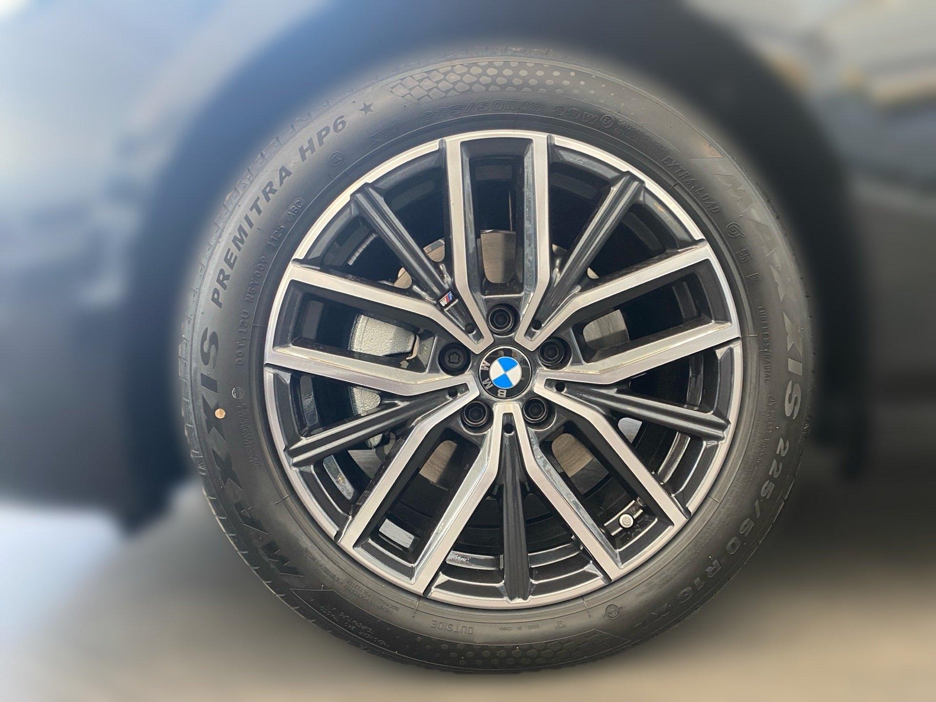 BMW 220 220i Active Tourer