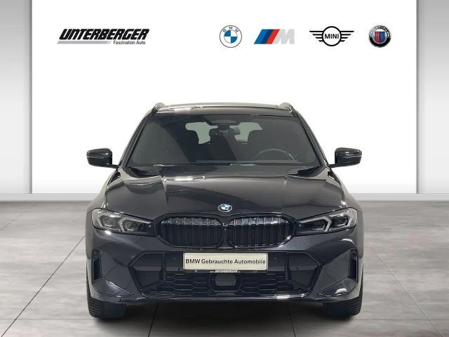 BMW 330 330d M-Sport Touring xDrive