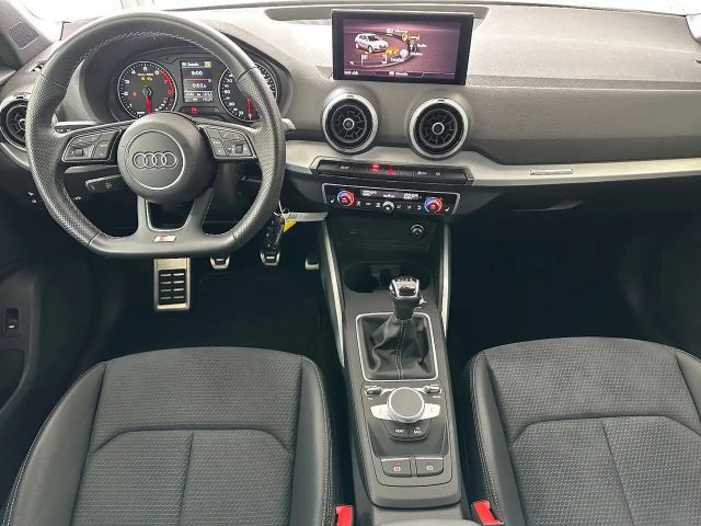 Audi Q2 35 TFSI S-Line