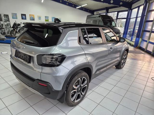 Jeep Avenger Full-Electric Summit