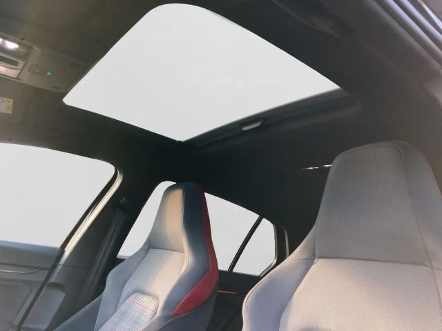 Volkswagen Golf DSG GTI