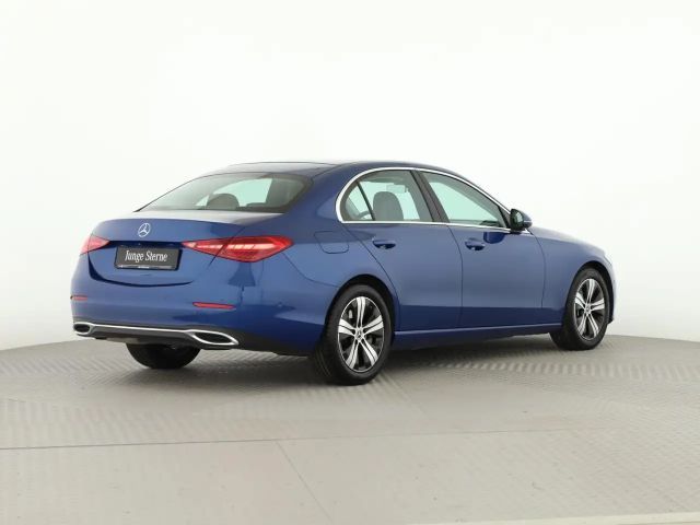 Mercedes-Benz C 200 AVANTGARDE Sedan
