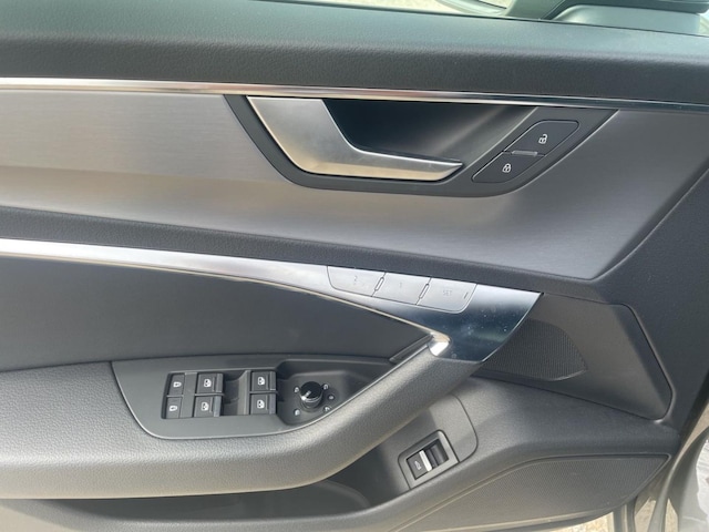 Audi S6 Quattro Sedan