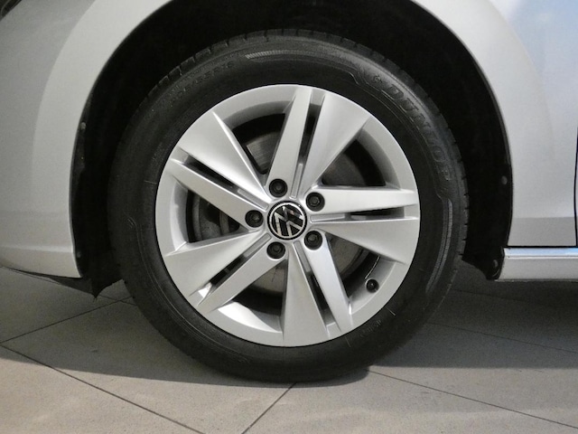 Volkswagen Golf Life Variant