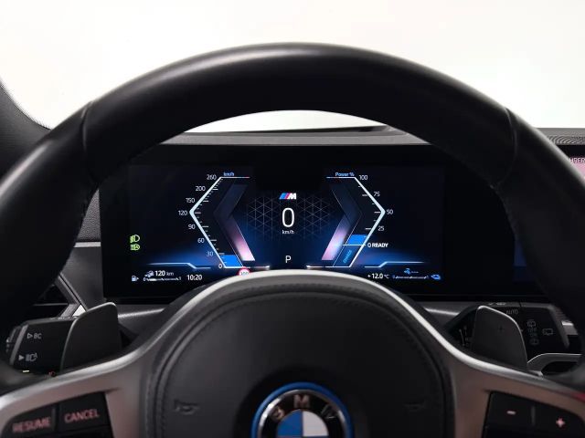 BMW 320 320e M-Sport xDrive