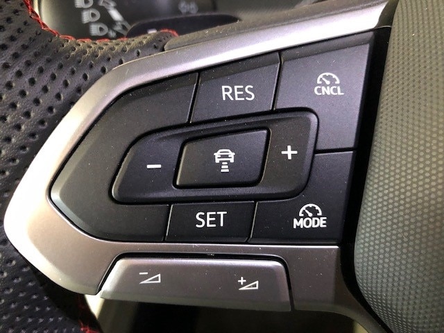 Volkswagen Golf 2.0 TSI DSG GTI