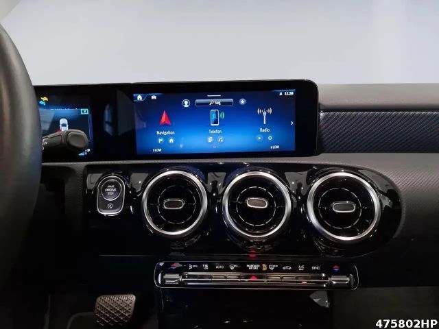 Mercedes-Benz A 220 A 220 d Progressive