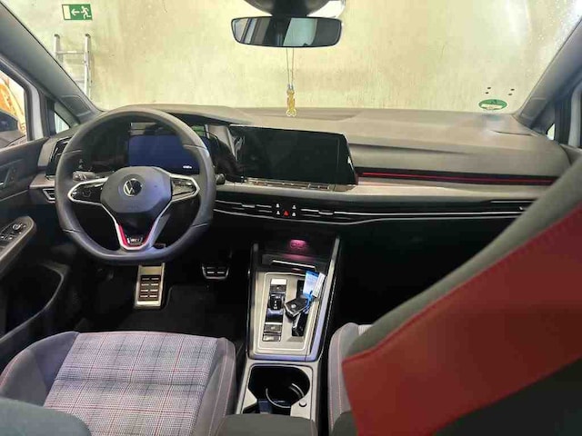 Volkswagen Golf 2.0 TSI DSG GTI Golf VIII Style