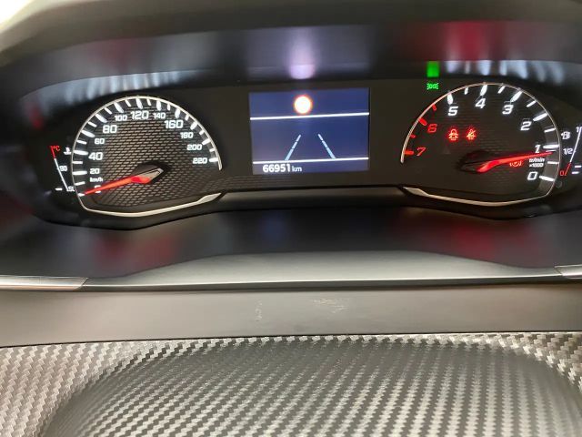 Peugeot 208 Allure Pack