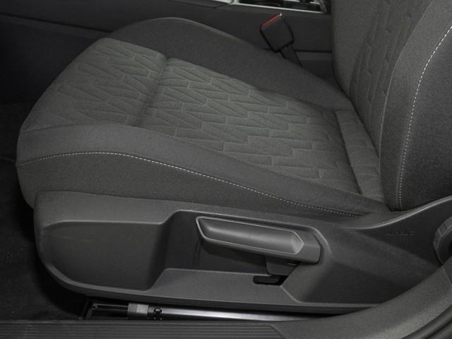 Volkswagen Golf 1.5 eTSI DSG Golf VIII Life