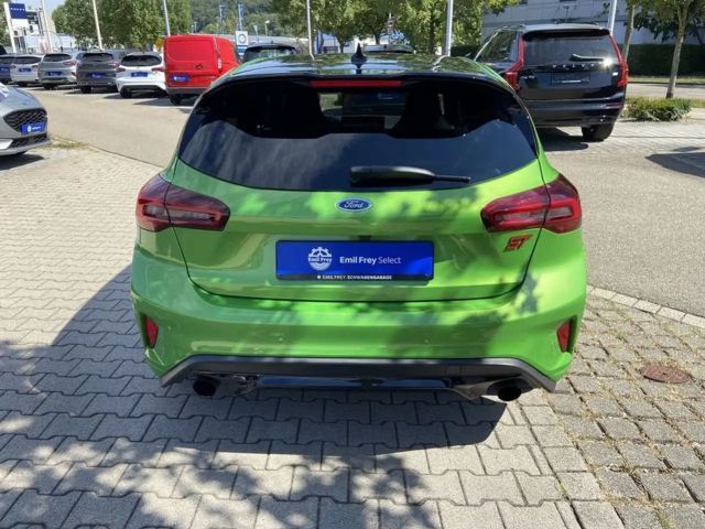 Ford Focus EcoBoost ST Line