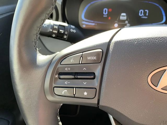 Hyundai i10 1.0T-GDI Virtual+Winterpaket+Kamera+CarPlay