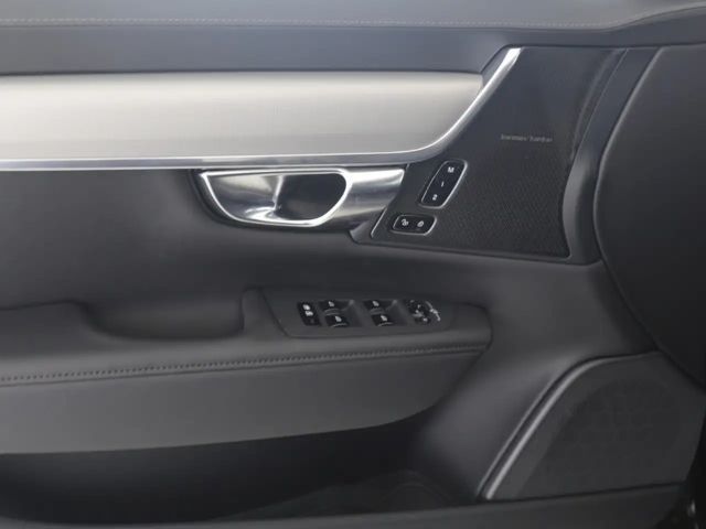 Volvo V90 AWD Dark Plus Recharge