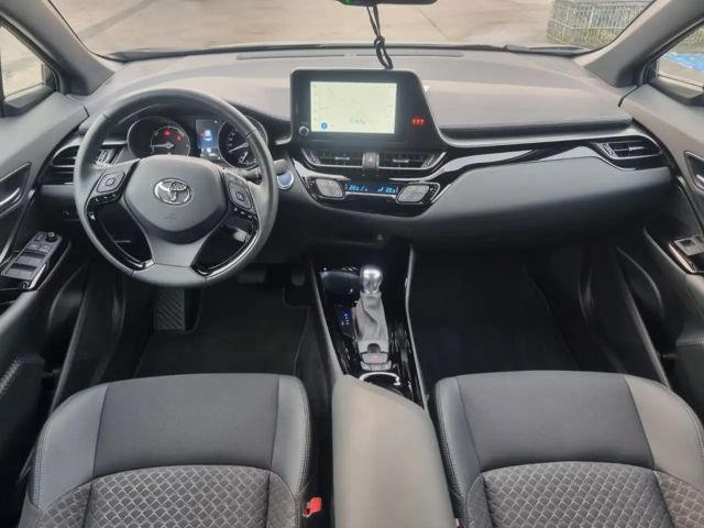 Toyota C-HR Hybride Team D