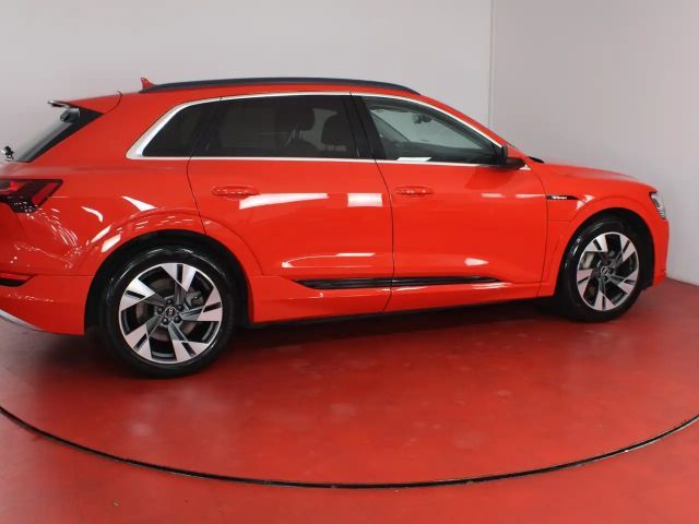 Audi e-tron 55
