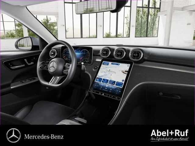 Mercedes-Benz C 220 AMG Line C 220 d Sedan