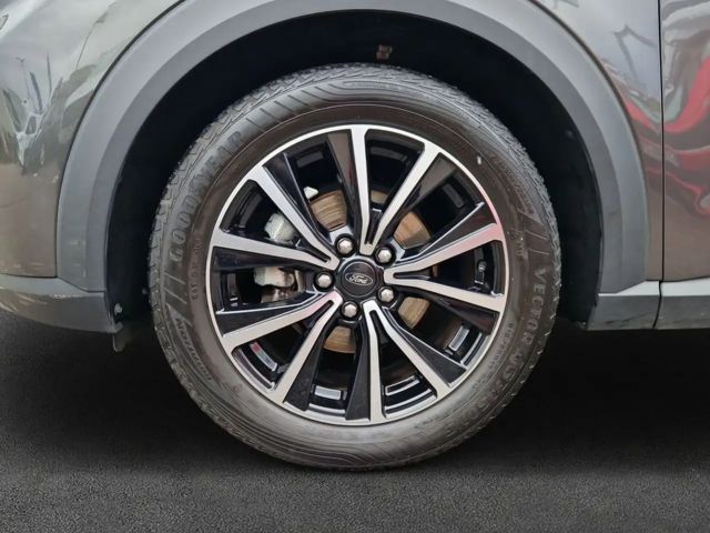 Ford Puma EcoBoost Titanium