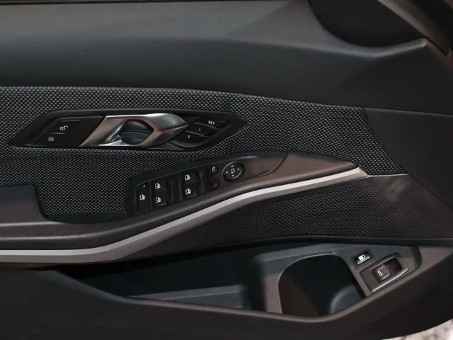 BMW 320 320e Touring