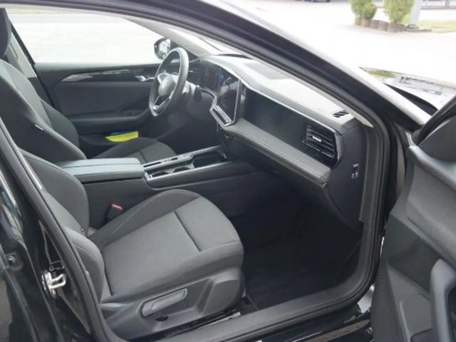 Volkswagen Passat 1.5 eTSI Variant