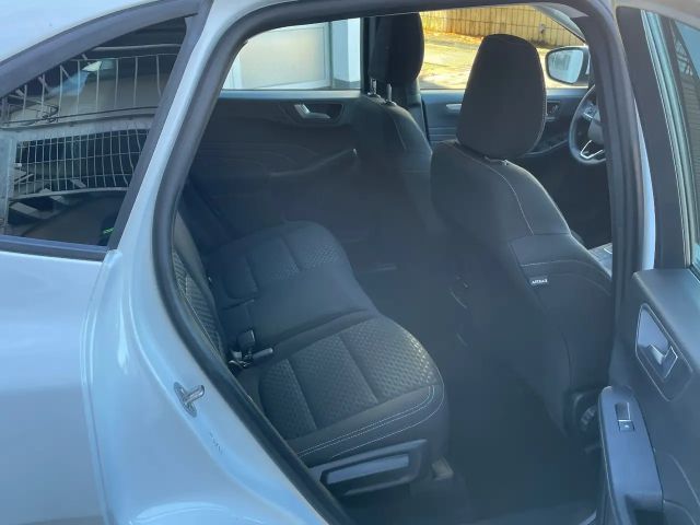Ford Kuga Cool & Connect