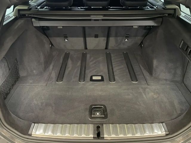 BMW 320 320d M-Sport Touring xDrive