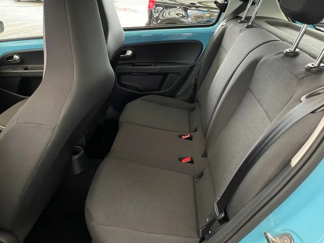 Volkswagen up! Move Move up!