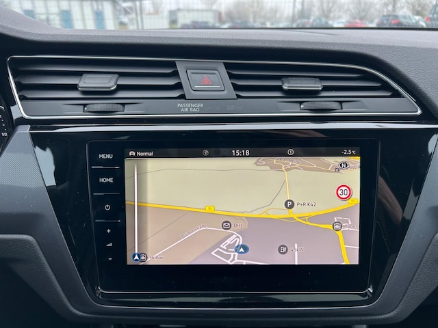 Volkswagen Touran 1.5 TSI DSG IQ.Drive