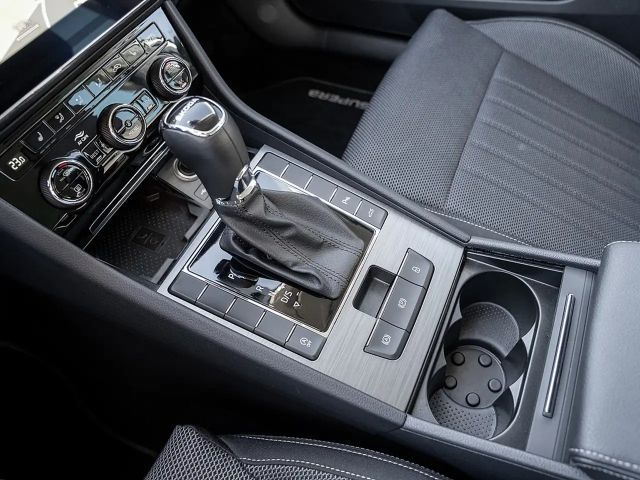 Skoda Superb 2.0 TDI Combi Style Style