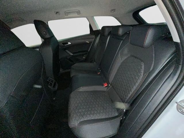 Seat Leon 1.5 eTSI DSG FR-lijn