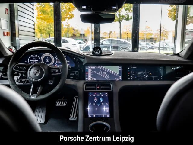 Porsche Taycan S Turbo