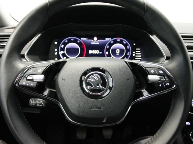 Skoda Superb 2.0 TDI Combi