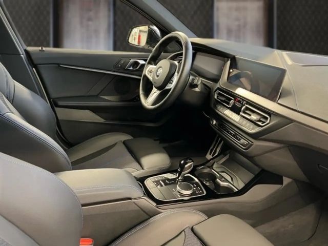 BMW 118 118d 5-deurs Sedan