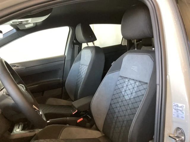Volkswagen Polo R-Line