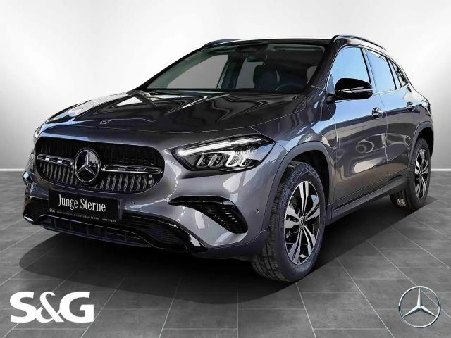 Mercedes-Benz GLA 180 KAMERA+SPURHALTE+CARPLAY+MBUX+LED+18"