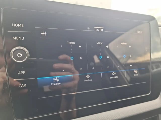 Volkswagen T-Cross 4Me TSI