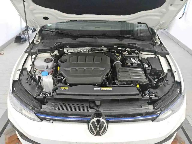 Volkswagen Golf 2.0 TSI 4Motion DSG Golf VIII