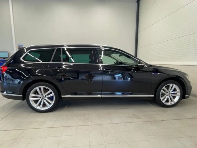 Volkswagen Passat GTE Variant