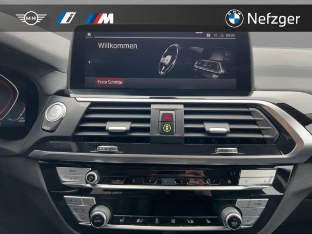 BMW X3 Luxury Line xDrive30i